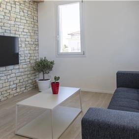 3 bedroom villa with pool, Alcamo, sleeps 5-6